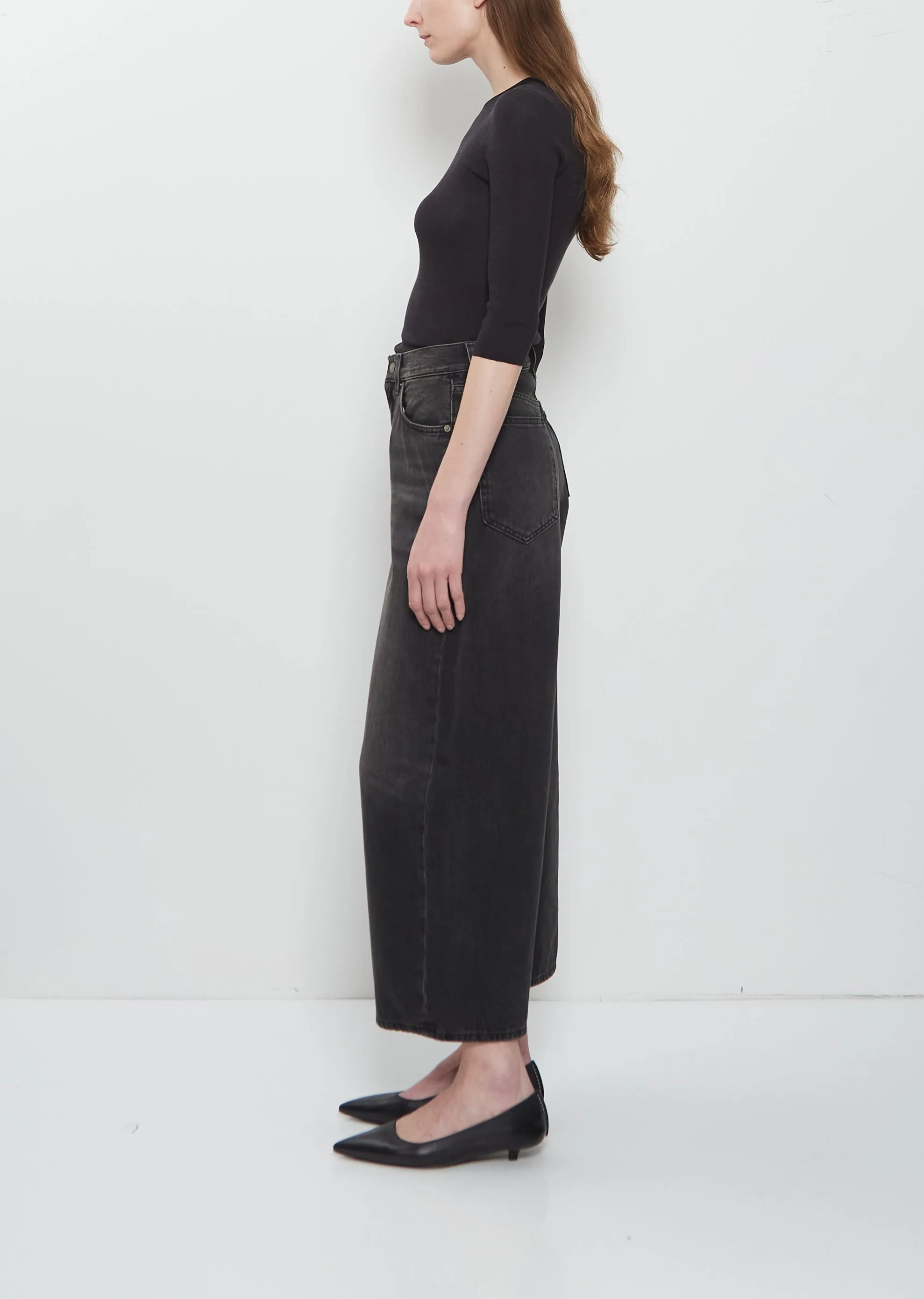 Cropped Roomy — Mineral Black sold by La Garconne product image thumbnail 2