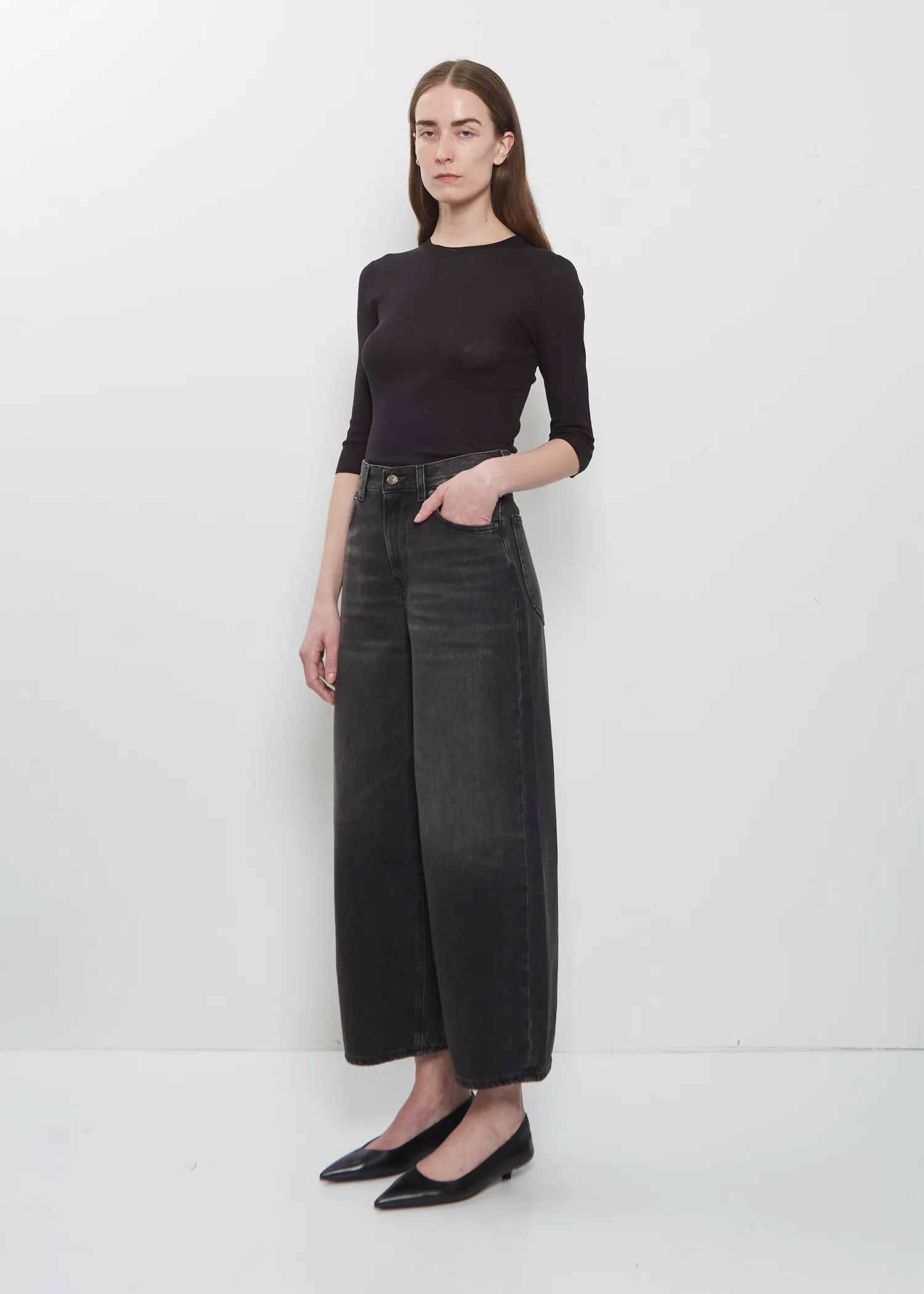 Cropped Roomy — Mineral Black sold by La Garconne product image thumbnail 4