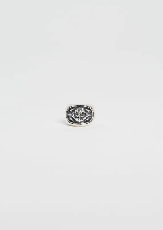 Lily & Anchor Oval Silver Ring made by La Garconne