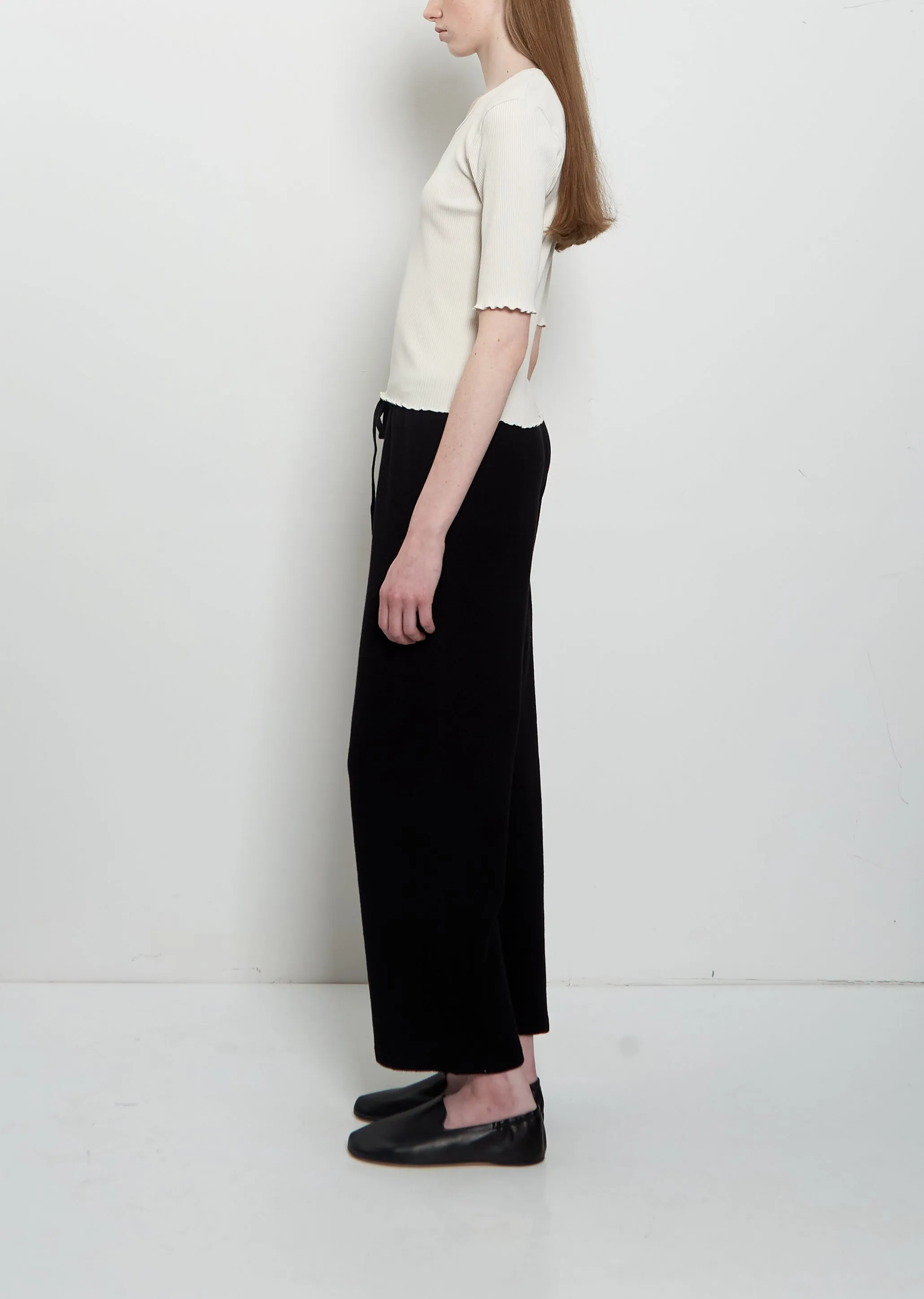 Crepe Cotton Linen Capri Pants — Black sold by La Garconne product image thumbnail 2