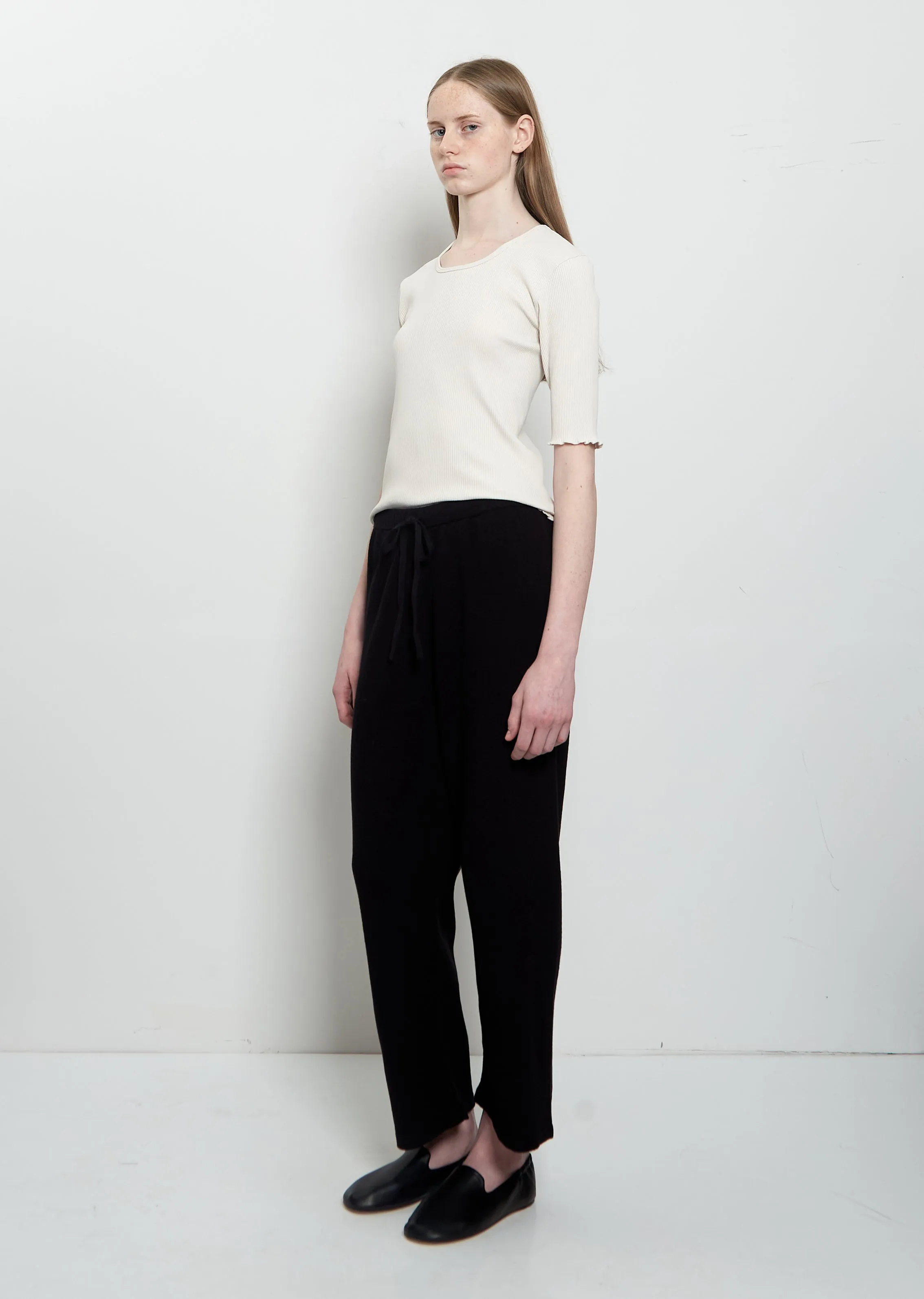 Crepe Cotton Linen Capri Pants — Black sold by La Garconne product image thumbnail 4