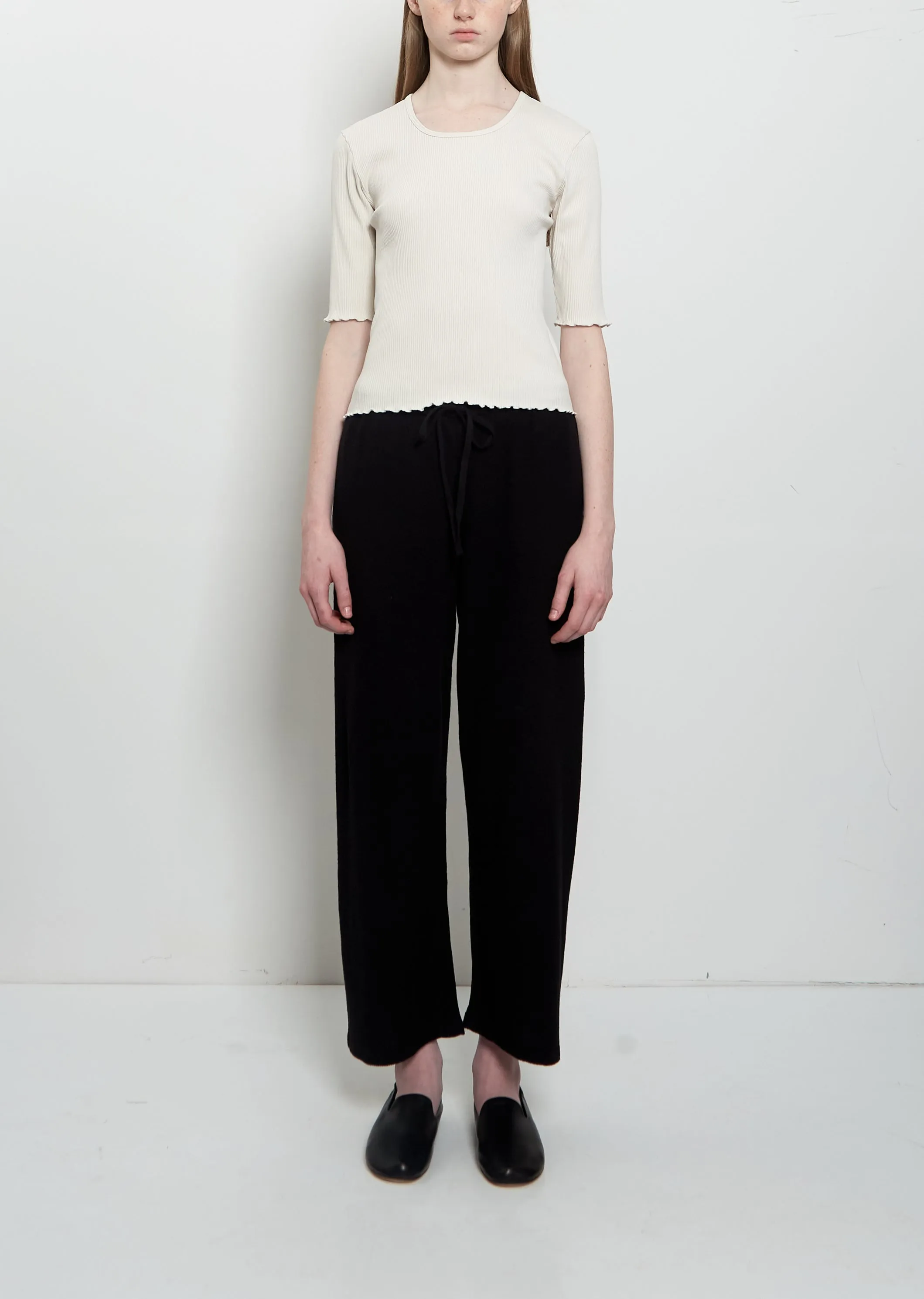 Crepe Cotton Linen Capri Pants — Black sold by La Garconne