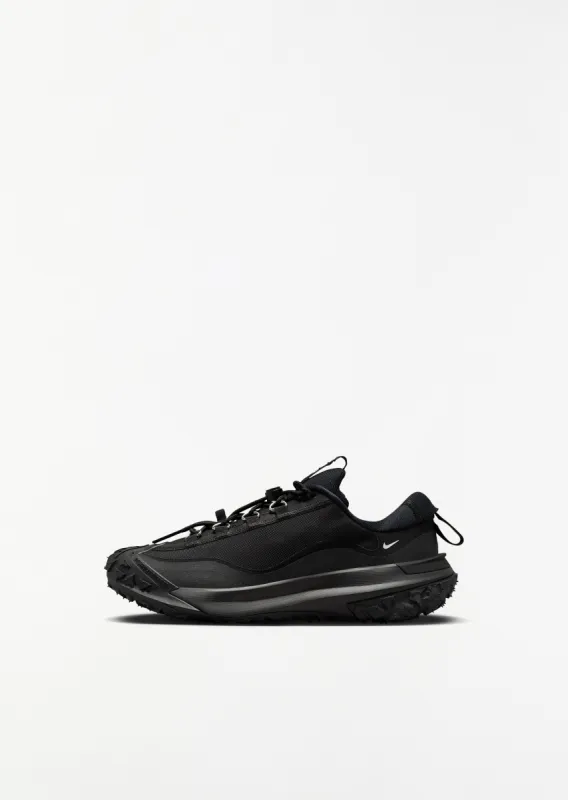 Nike ACG Mountainfly 2 Low — Black sold by La Garconne