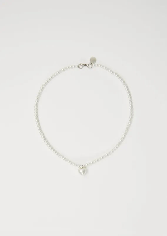 Pearl Heart Necklace made by Simone Rocha