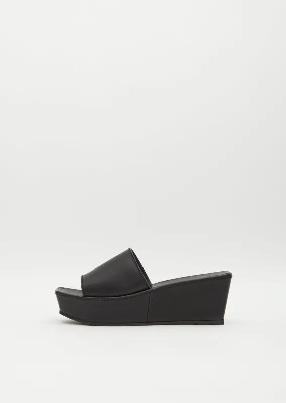 Tate Slide — Black made by The Row