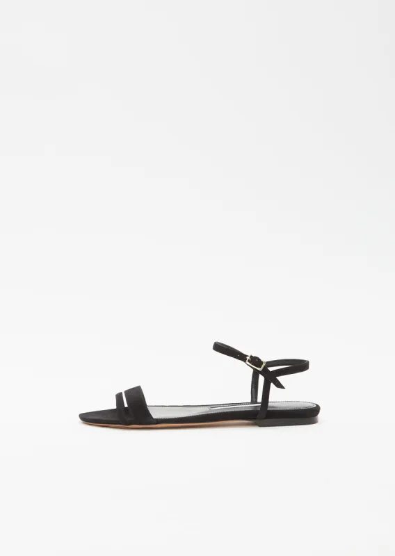 Simple Flats sold by La Garconne