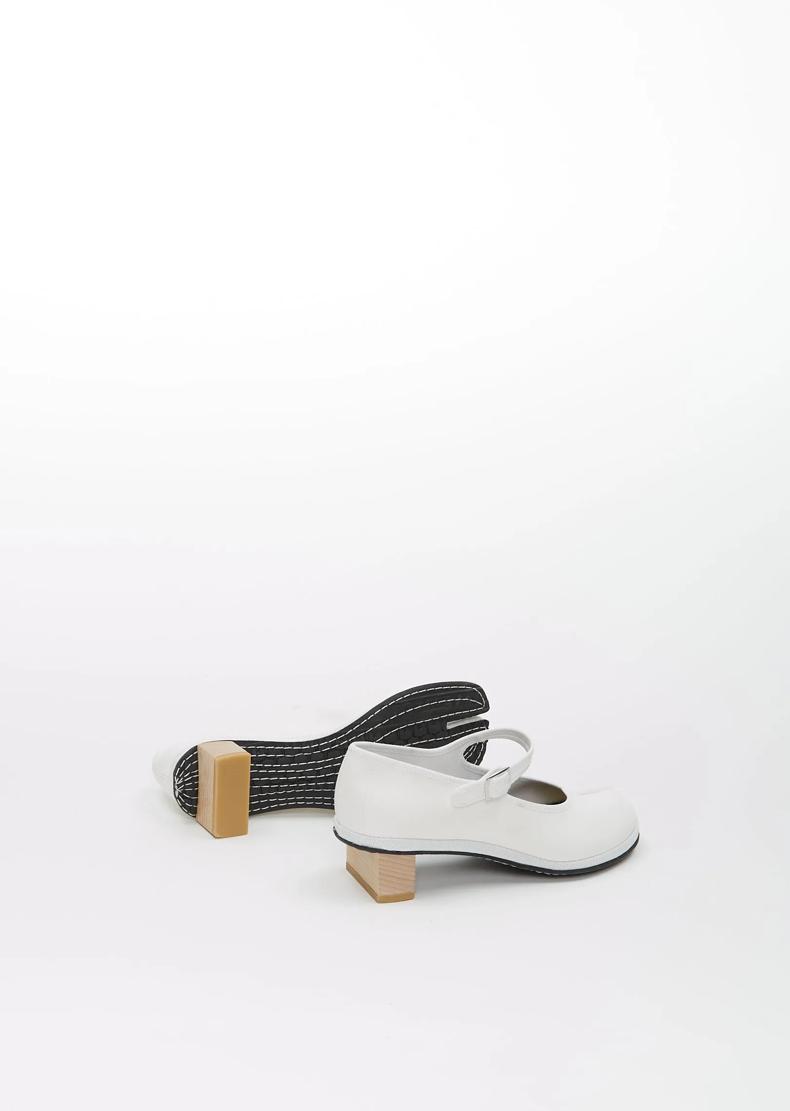 Fu-Geta Tabi Mary Jane Nappa Ness — White sold by La Garconne product image thumbnail 3