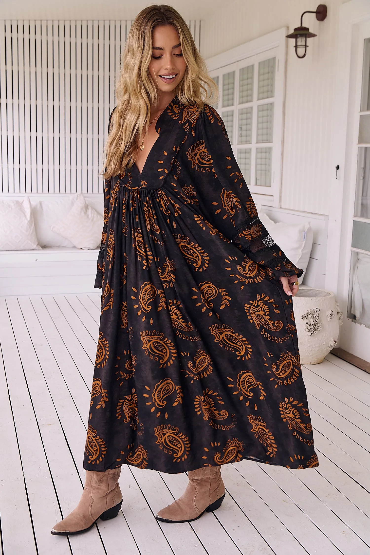 Milan Print Boheme Midi sold by Lilac and Mila product image thumbnail 4