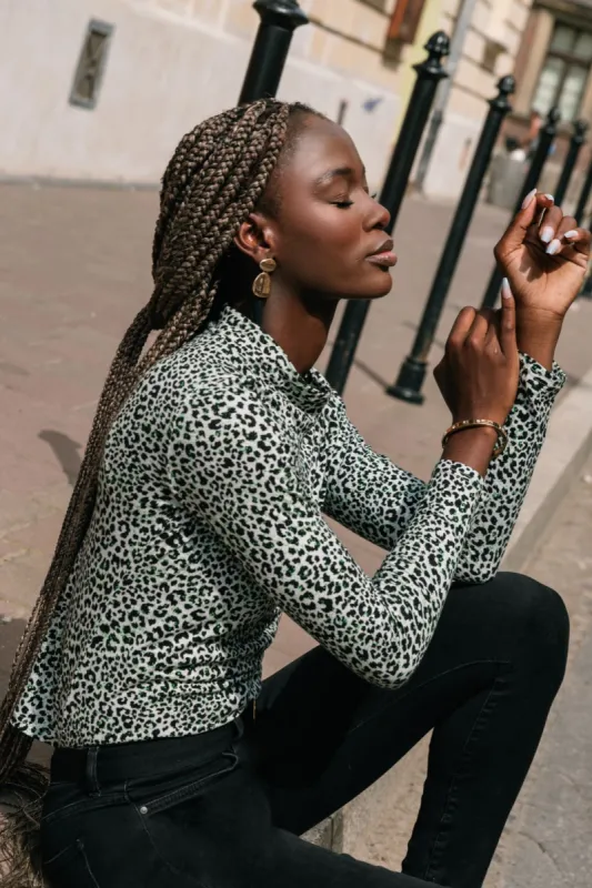 Stehkragen Shirt LIMAEYA sold by Lovjoi