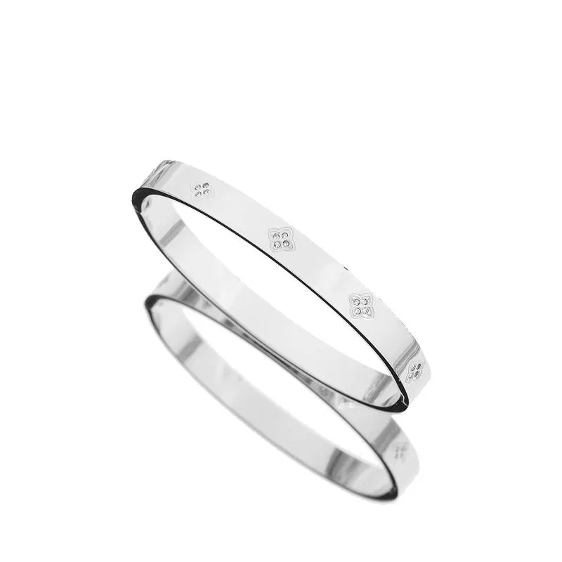 Avana Luxe Stainless Steel Clover Bangle sold by Luxe Tones