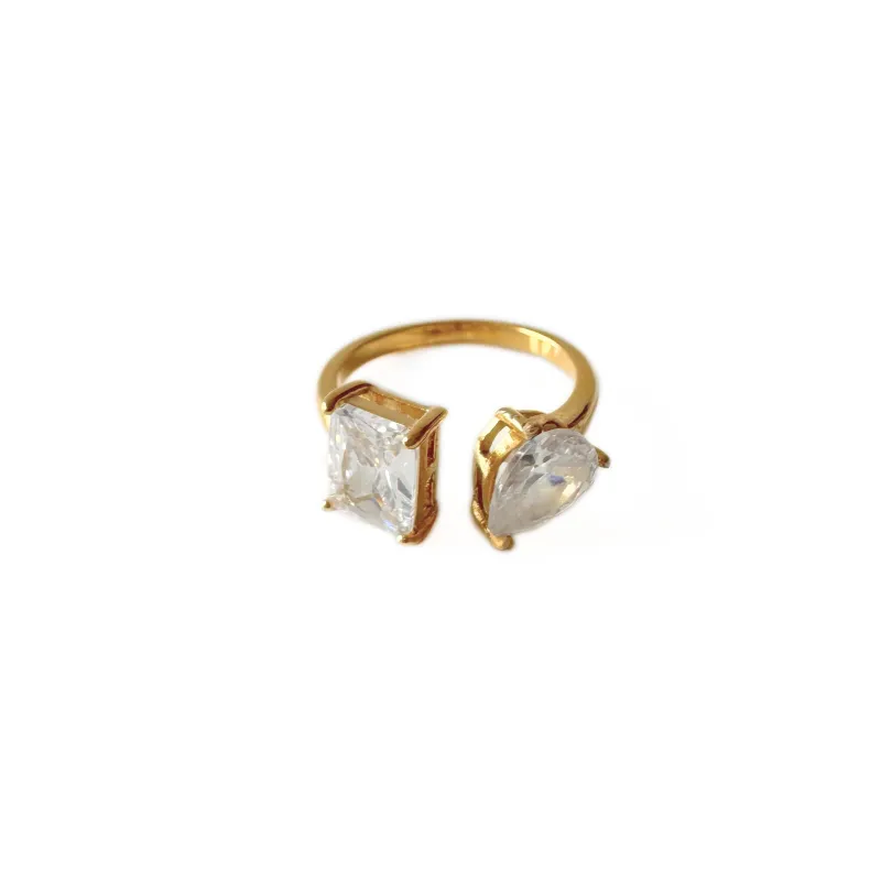 Lanie Luxe 18k Gold Plated Asymmetric Jewel Ring sold by Luxe Tones