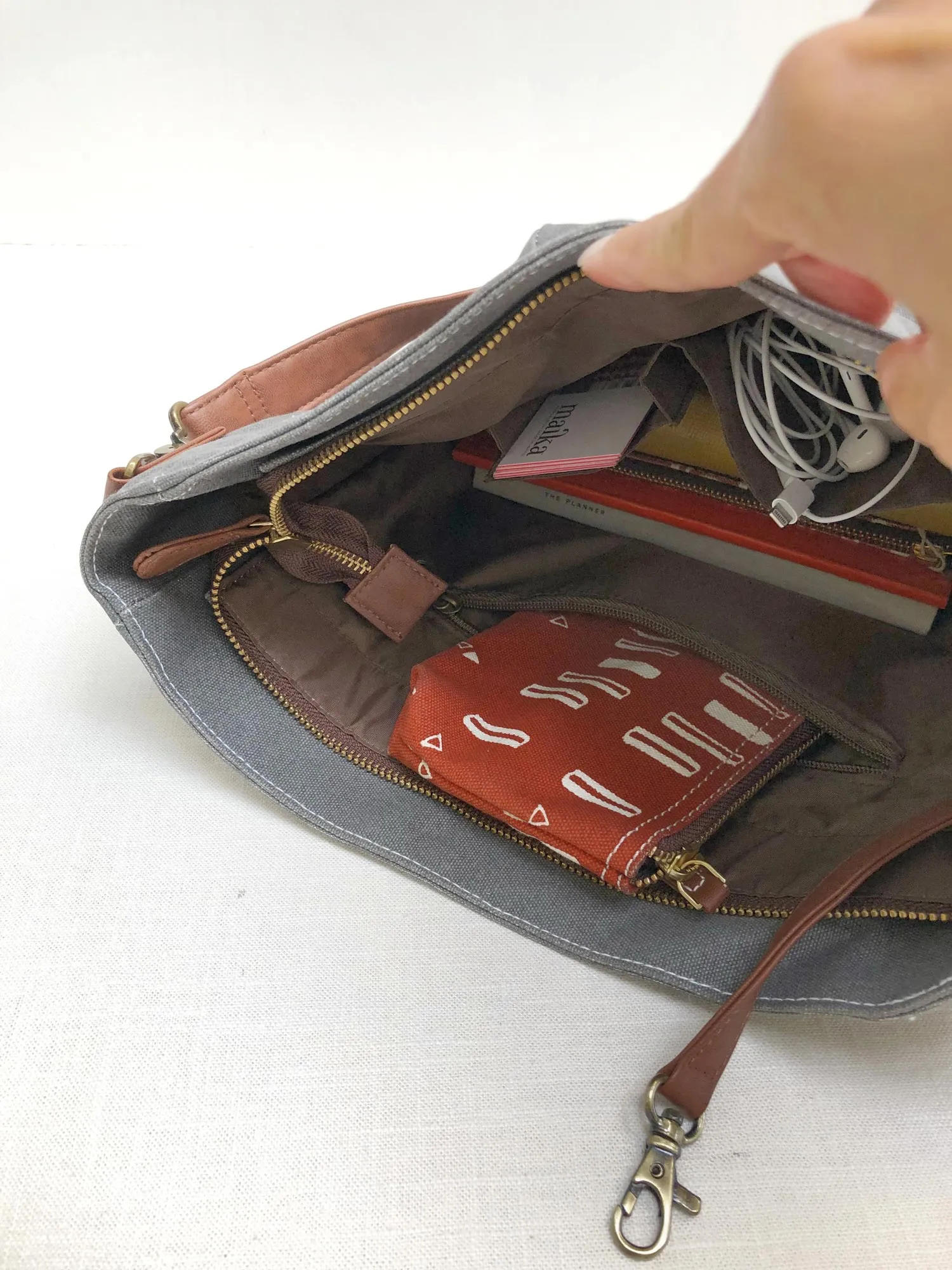 Crossbody Bag - Olivos sold by MAIKA product image thumbnail 3