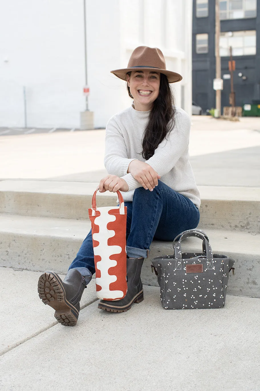 Wine Tote sold by MAIKA product image thumbnail 4
