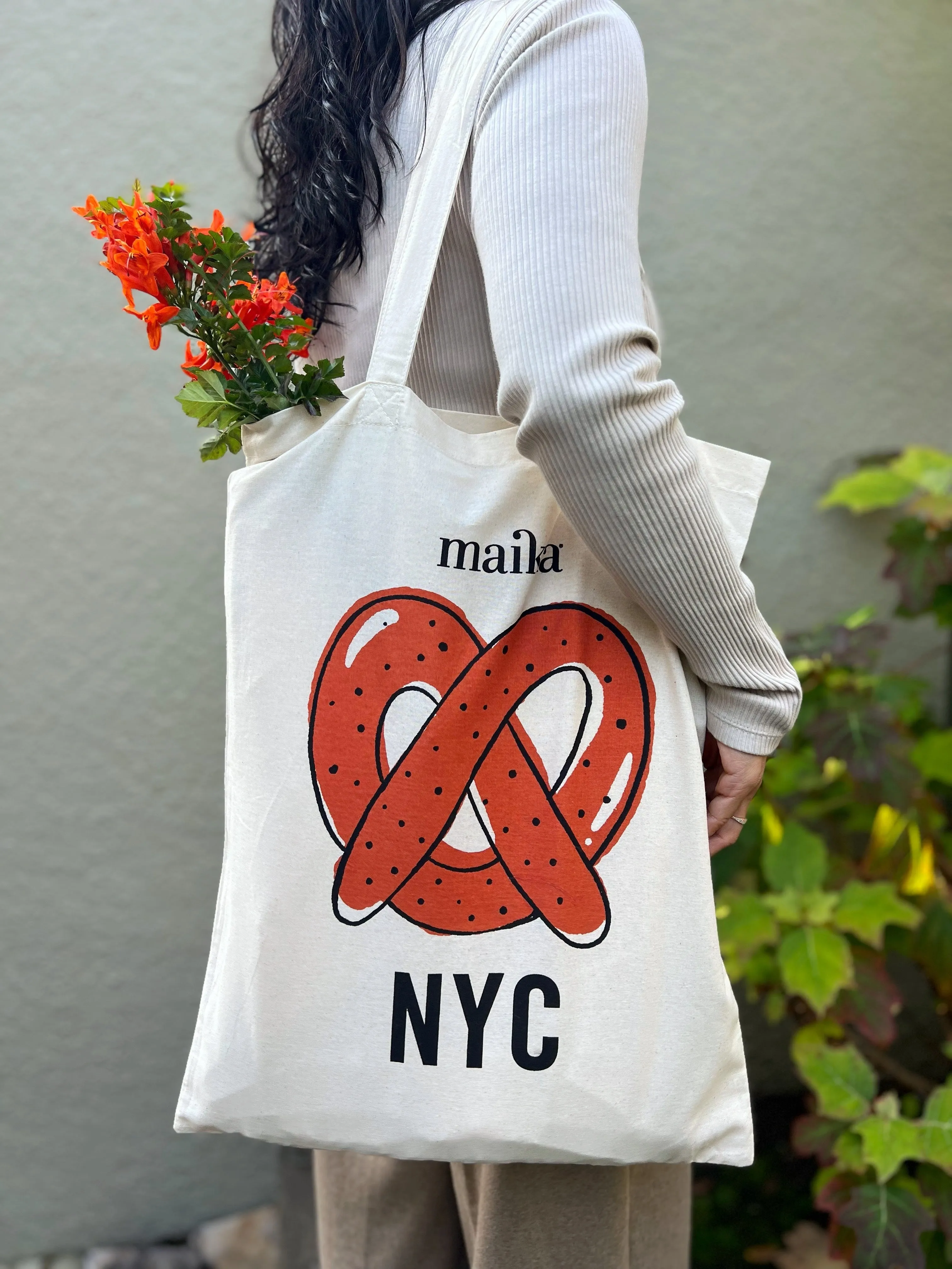 Pretzel Bag sold by MAIKA product image thumbnail 2