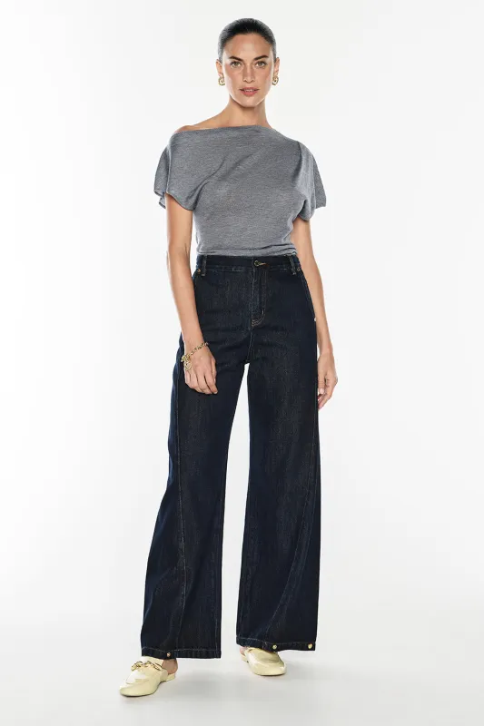 Future Lover Barrel Jean sold by Manning Cartel