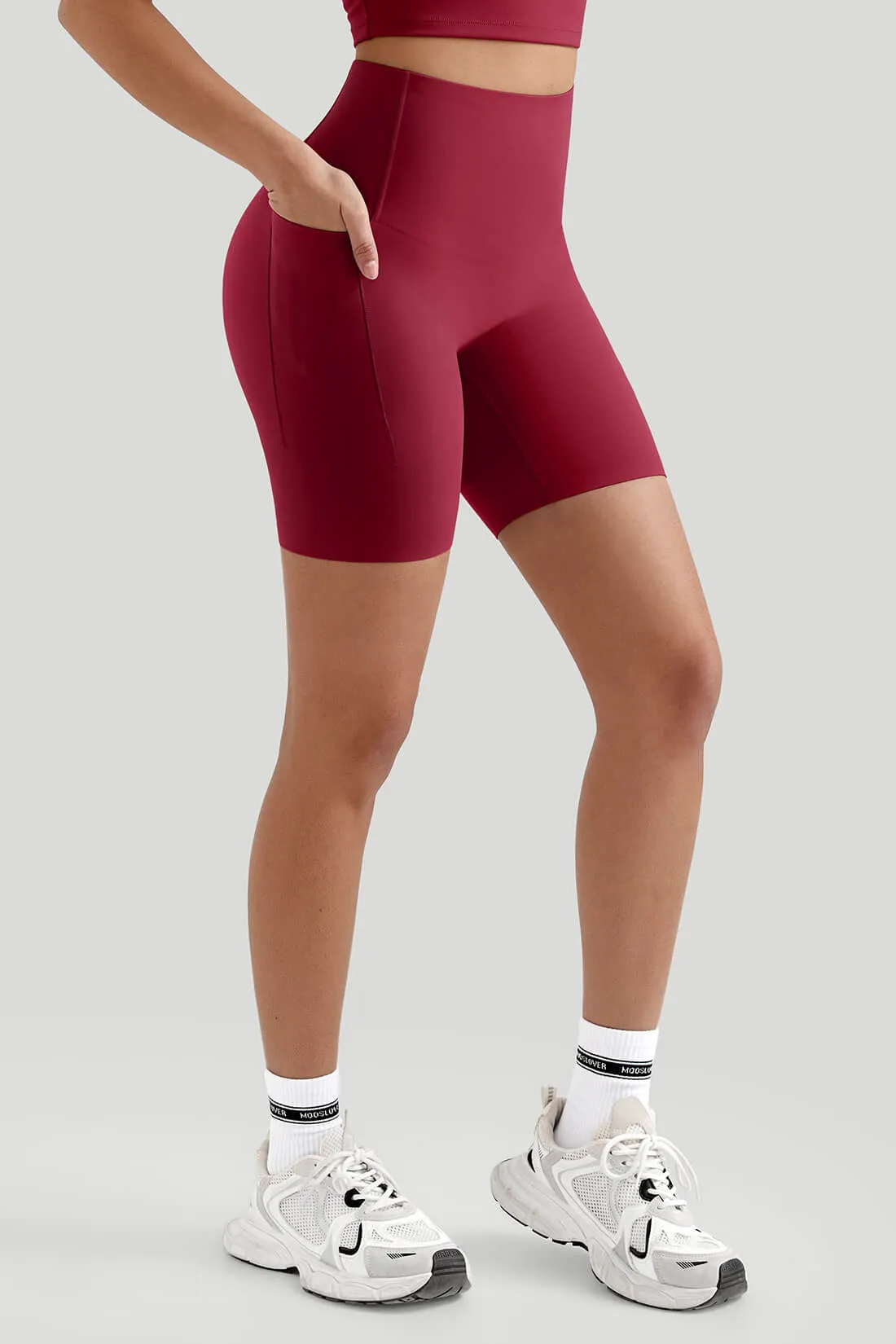 Seamed Short With Side Pocket sold by MOOSLOVER product image thumbnail 2