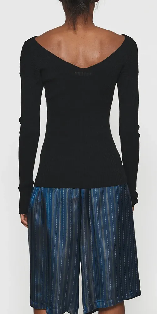 Ribbed Double-V Top Black sold by Maison Rogue product image thumbnail 4