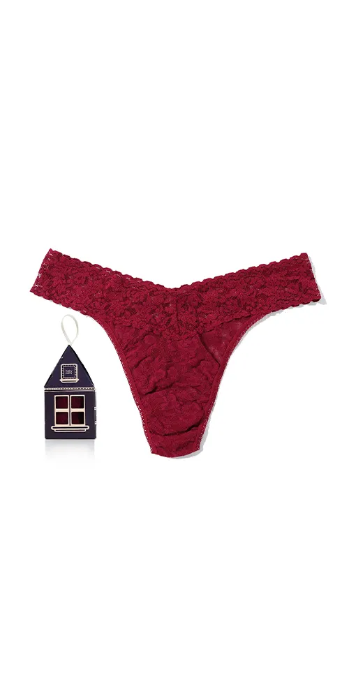 Signature Lace® Original Rise Gingerbread House Pack Dark Pomegranate Red sold by Maison Rogue