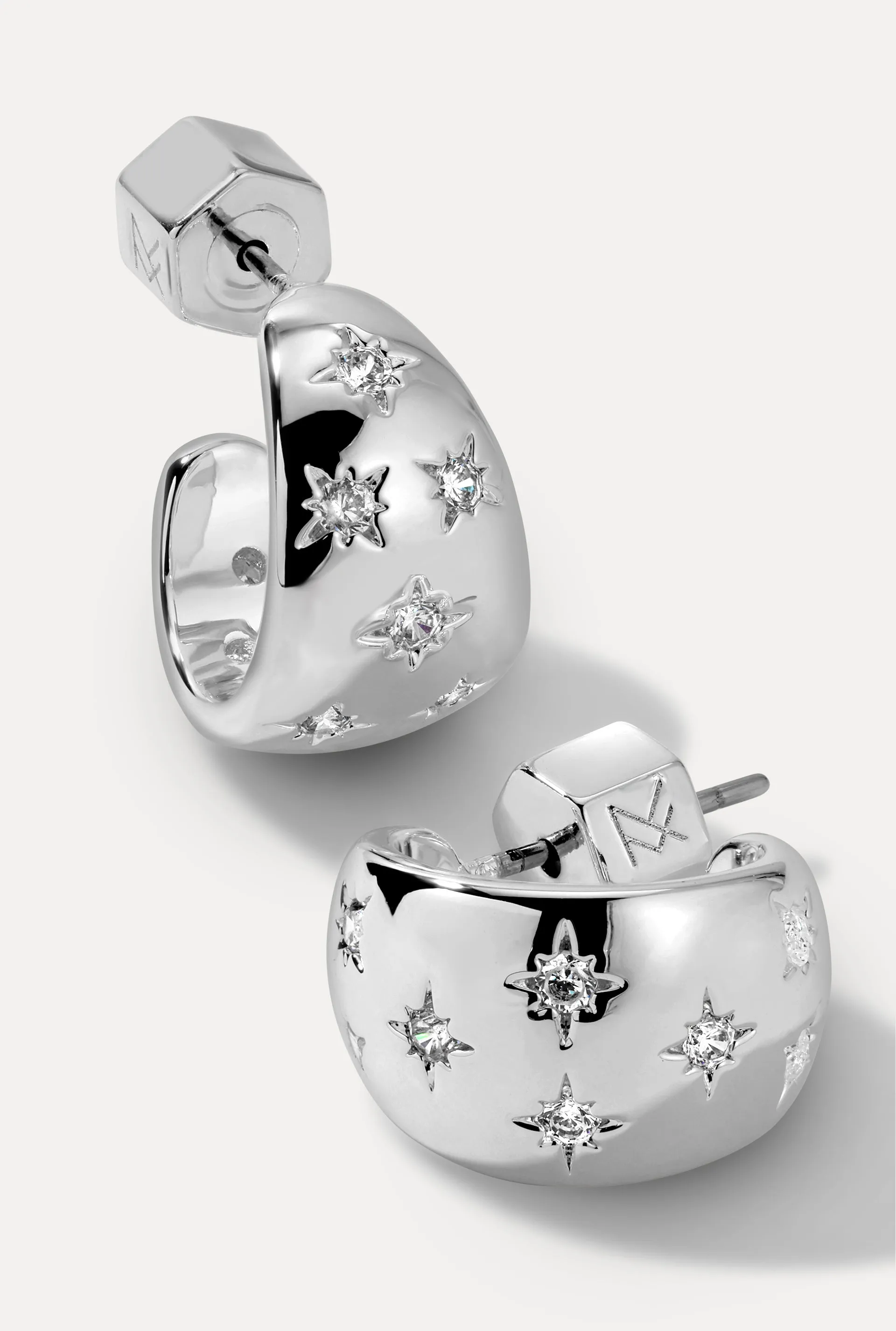 Lunette Huggies sold by Miranda Frye product image thumbnail 3