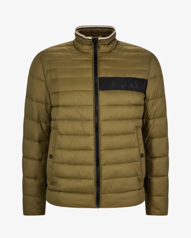 Darolus foret jakke - Olivengrøn sold by Modish