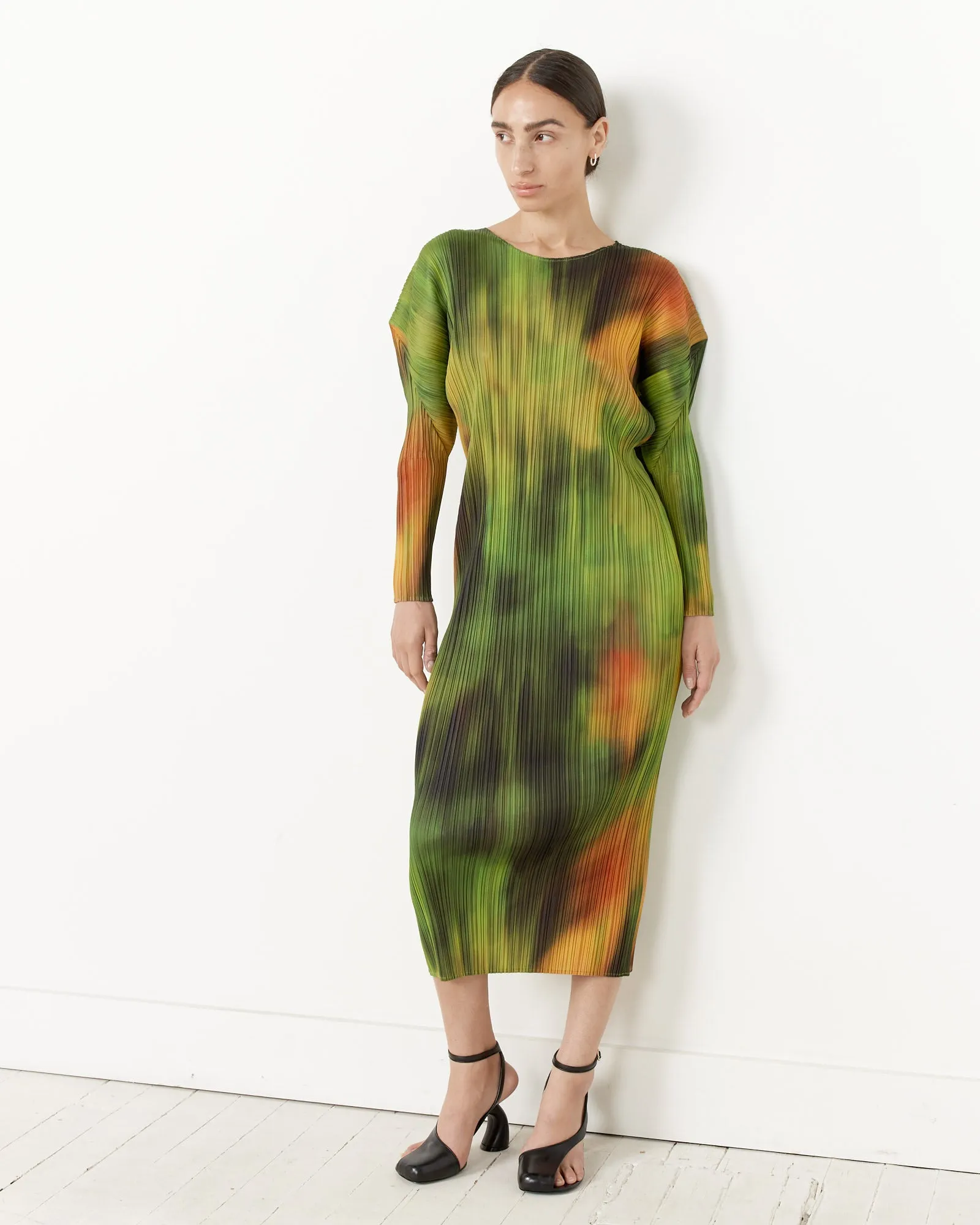 Turnip & Spinach Dress sold by Mohawk General Store product image thumbnail 5