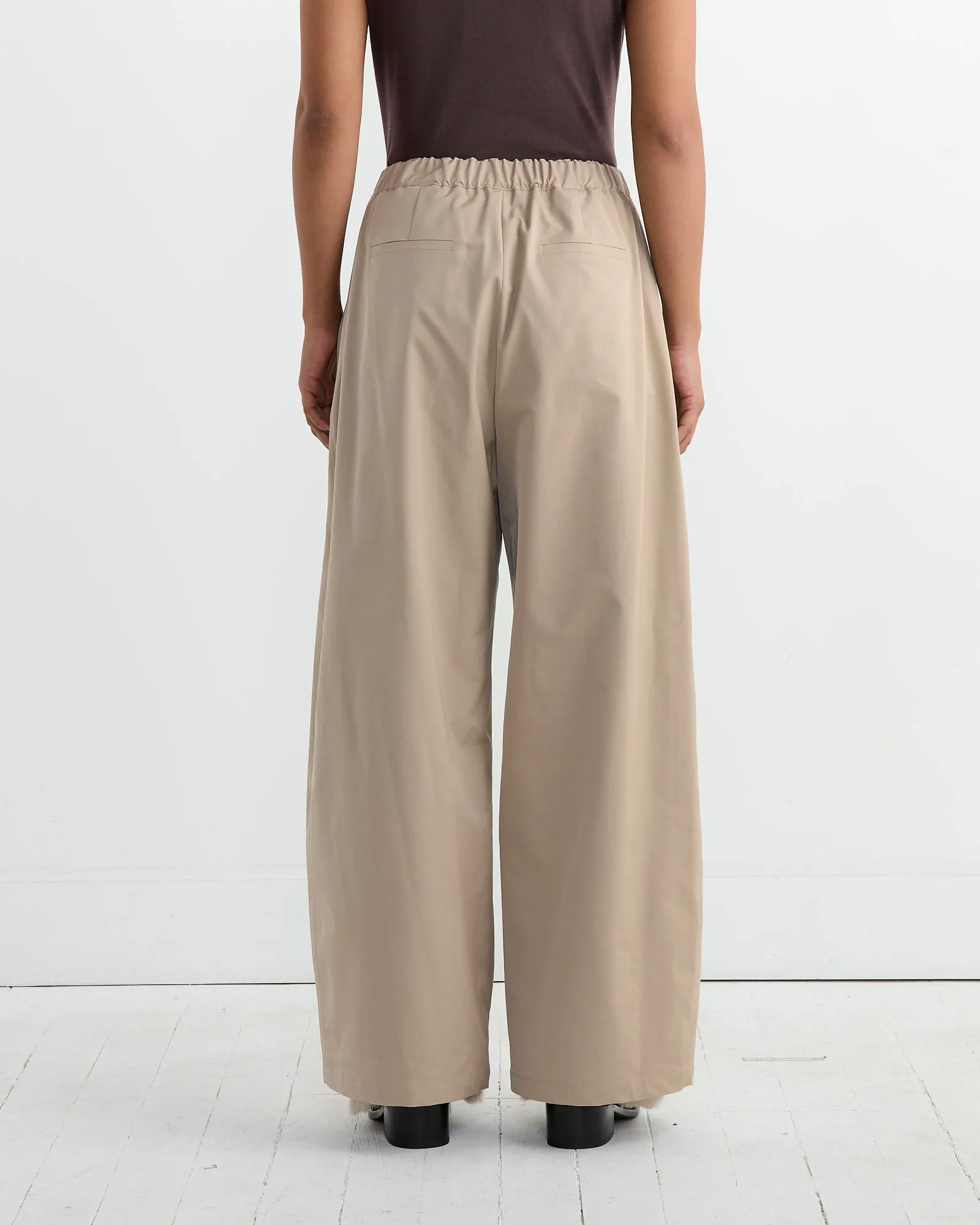 Two Tuck Balloon Pant in Beige sold by Mohawk General Store product image thumbnail 4