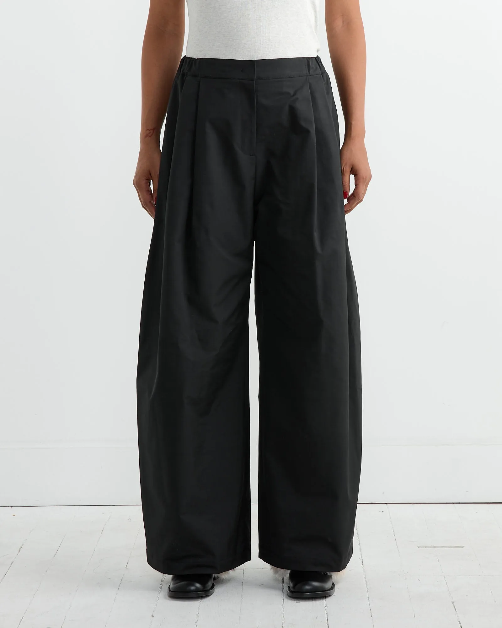 Two Tuck Balloon Pant in Black sold by Mohawk General Store