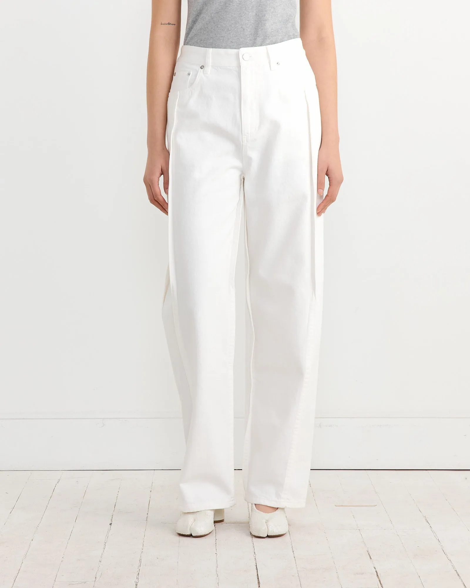 Spring Tuck Jean in White sold by Mohawk General Store product image thumbnail 3