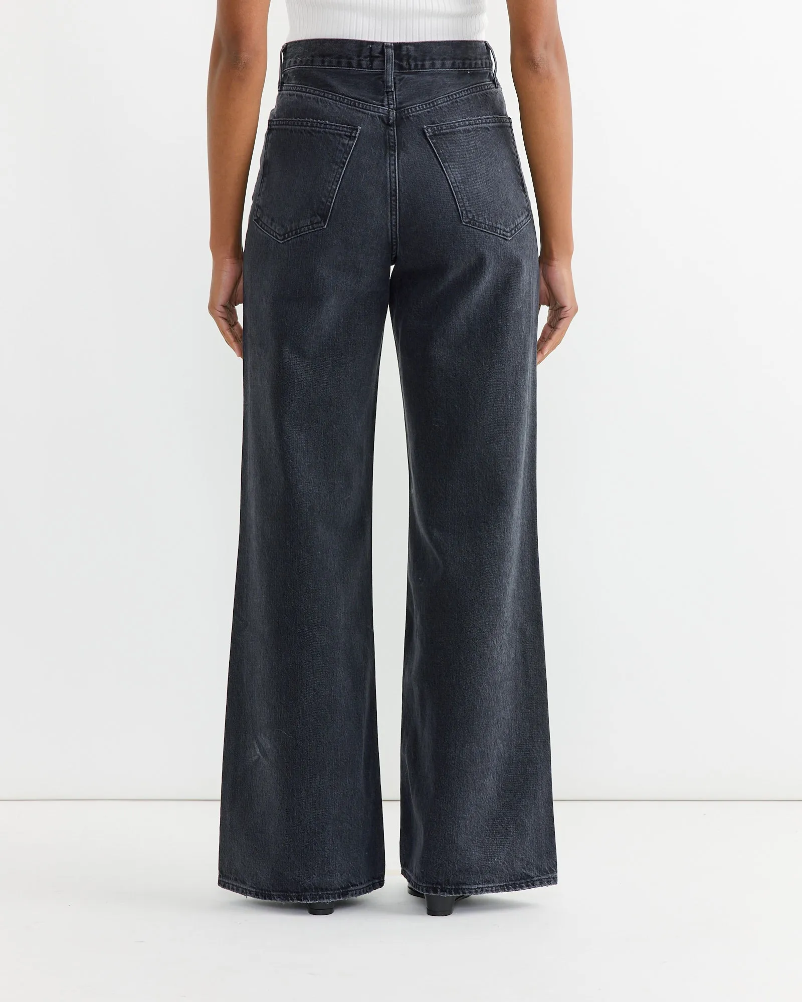 Dame Jean in Hitch sold by Mohawk General Store product image thumbnail 2