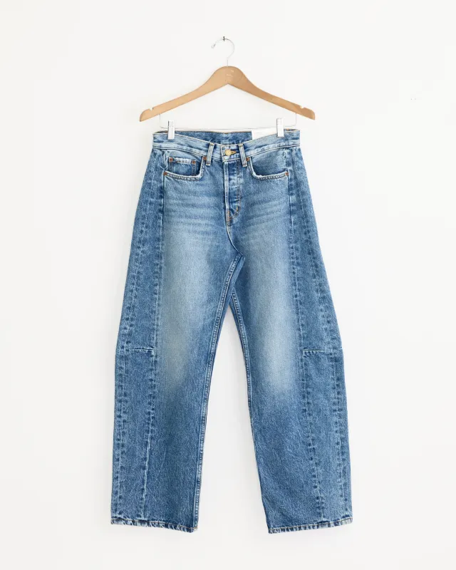 Slim Lasso in Jane Wash made by B Sides Jeans