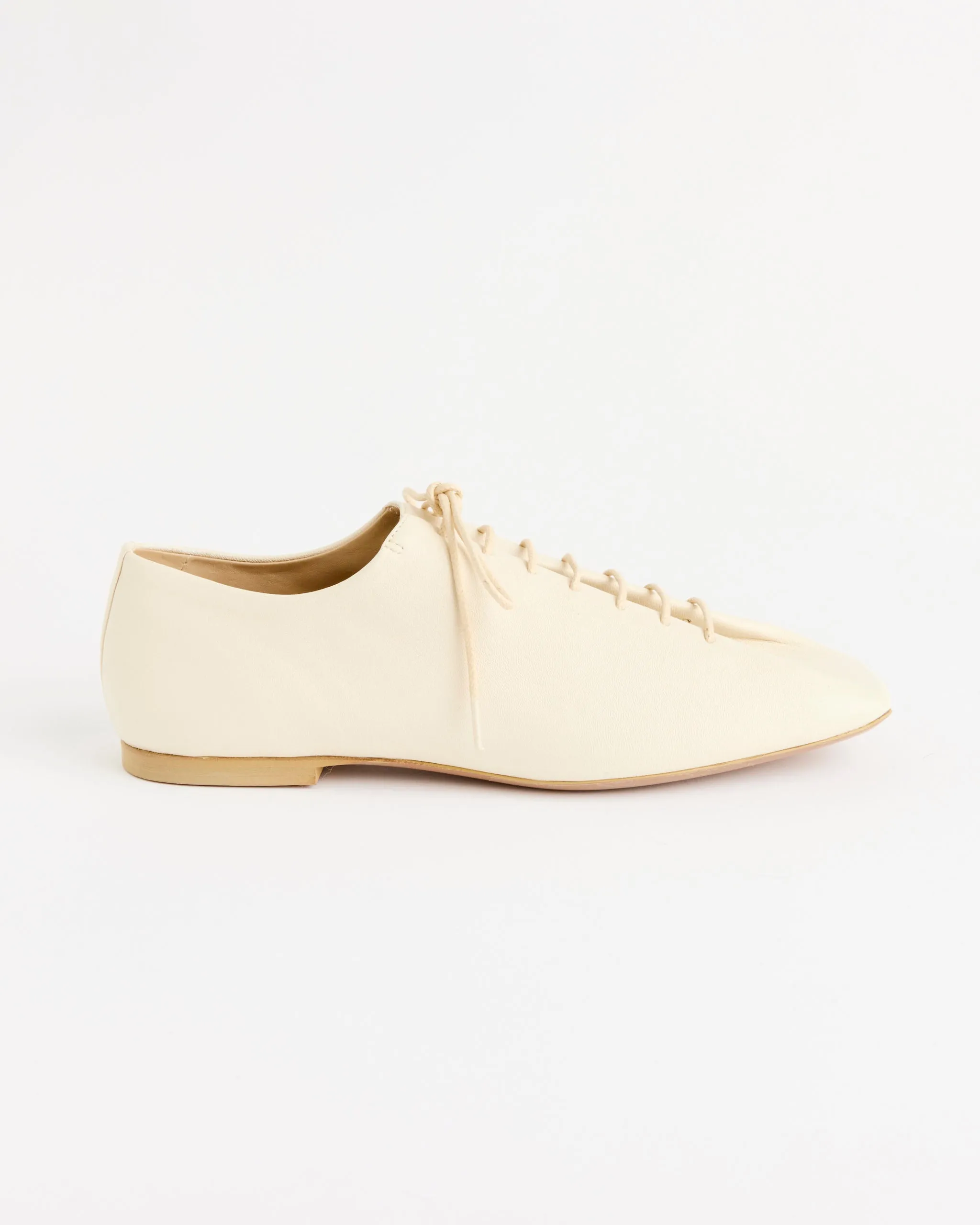 Souris Flat Classic Derbies in White sold by Mohawk General Store