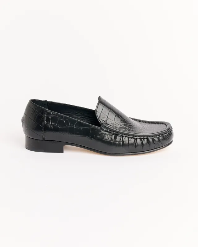 Leather Loafer in Black Croco made by Cordera