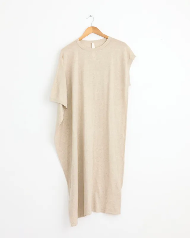 Askew Caftan in Flax made by Lauren Manoogian