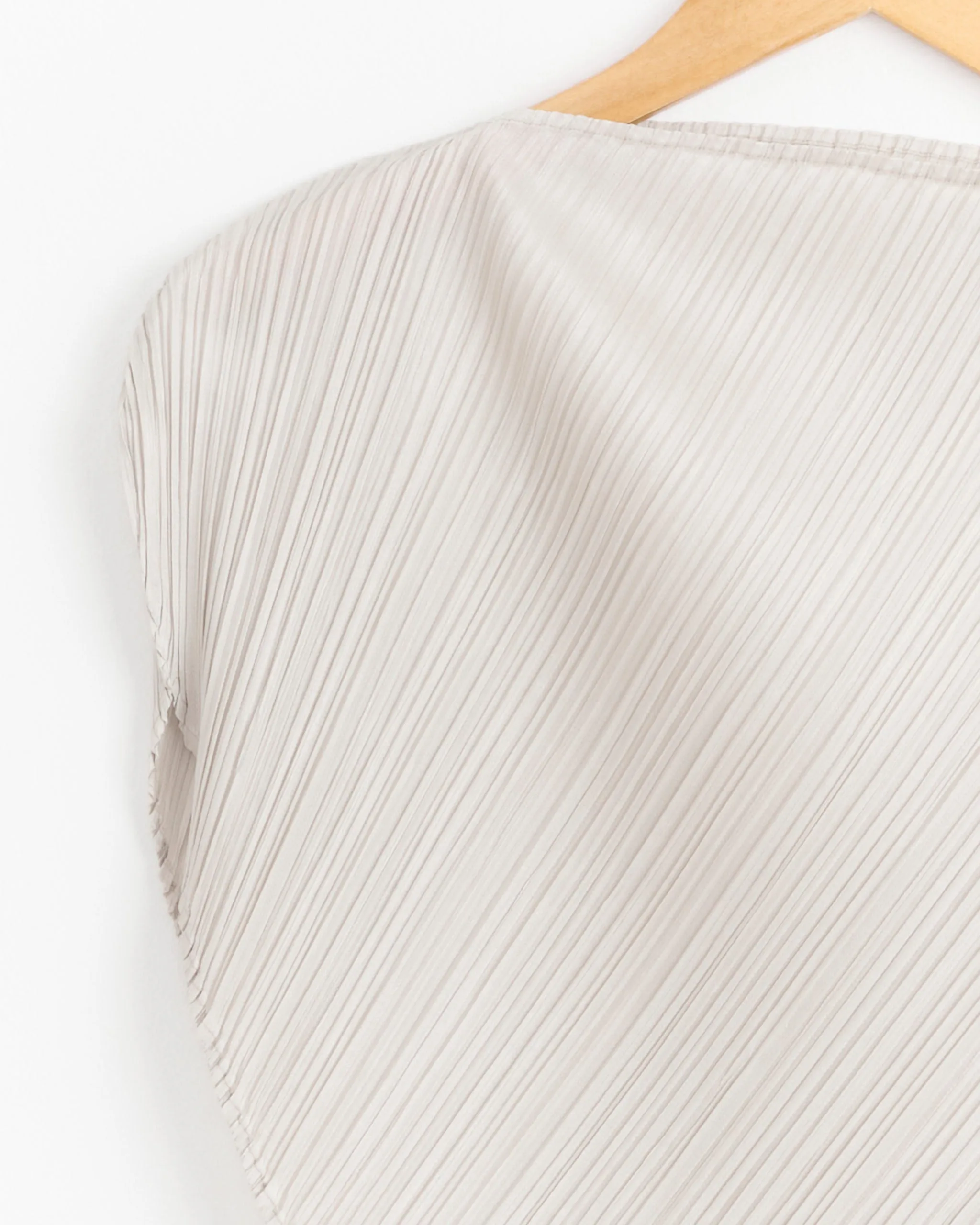 Leaf Top in Greige sold by Mohawk General Store product image thumbnail 2