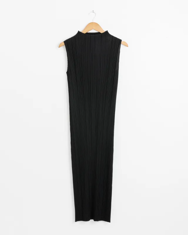 MC April Dress in Black made by Issey Miyake