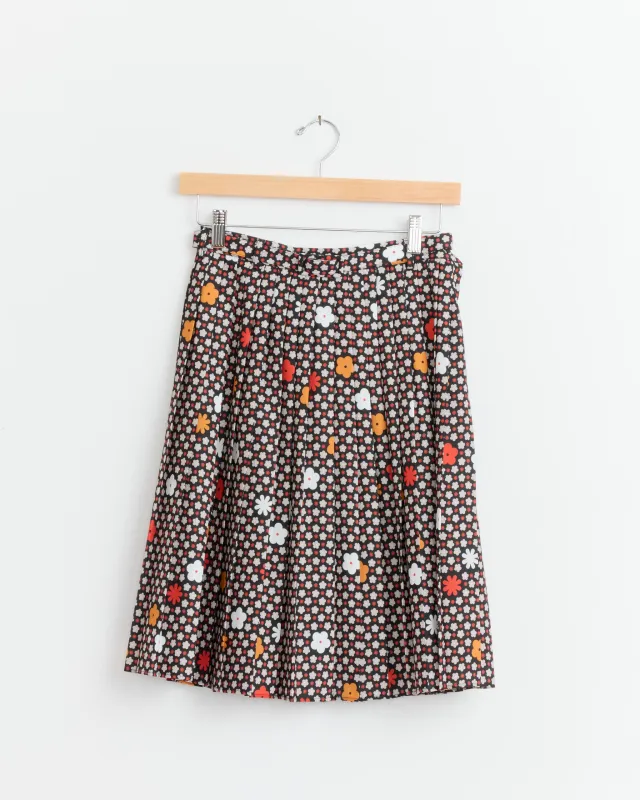 S62MA0102 Skirt in Black/Red made by Maison Margiela