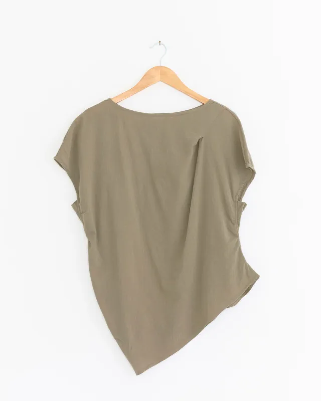 Asymmetric Top in Cement made by Black Crane