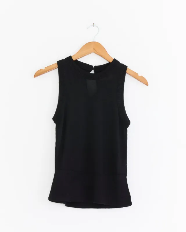 Appointment Top in Black made by mfpen