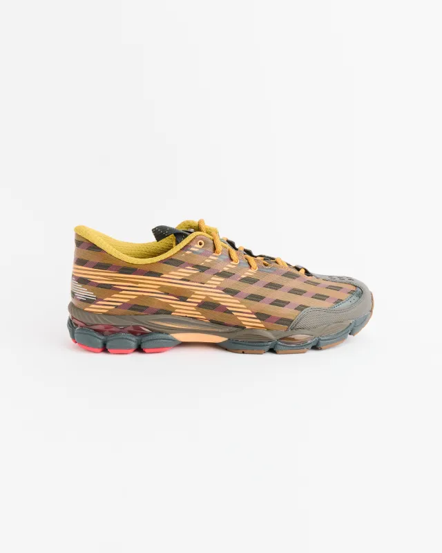 US8-S Gel SJ33 in Black Coffee/Orange Lily made by Asics
