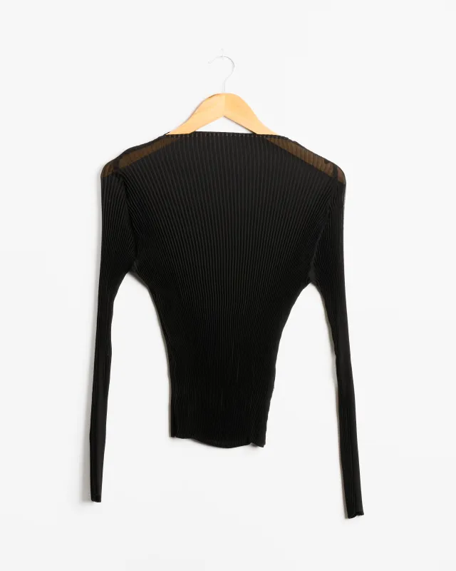 Lee Top in Monochroms Black made by Julia Heuer