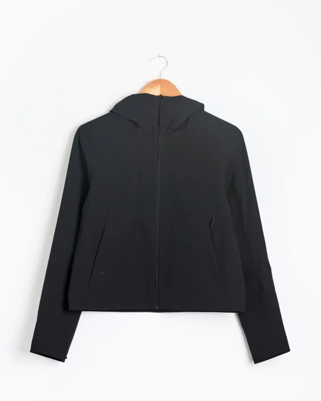 Focal Hoody in Black made by Arc'teryx