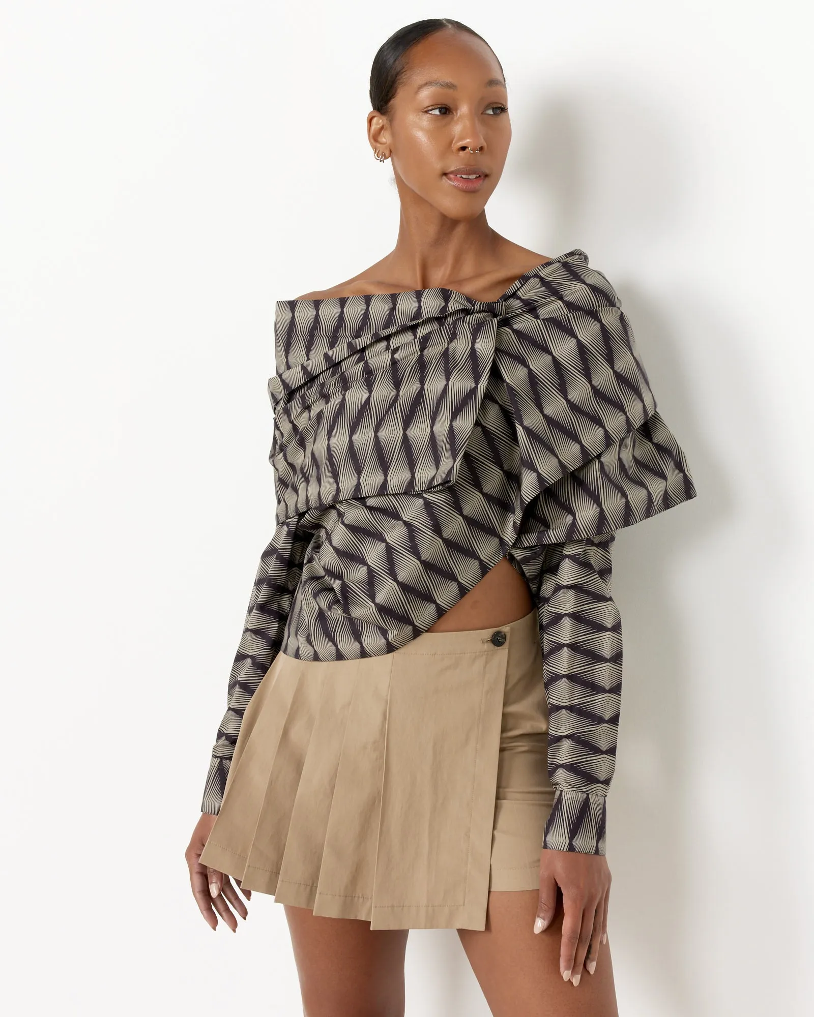 Crispy Draped Off-Shoulder Shirt in Black sold by Mohawk General Store product image thumbnail 4
