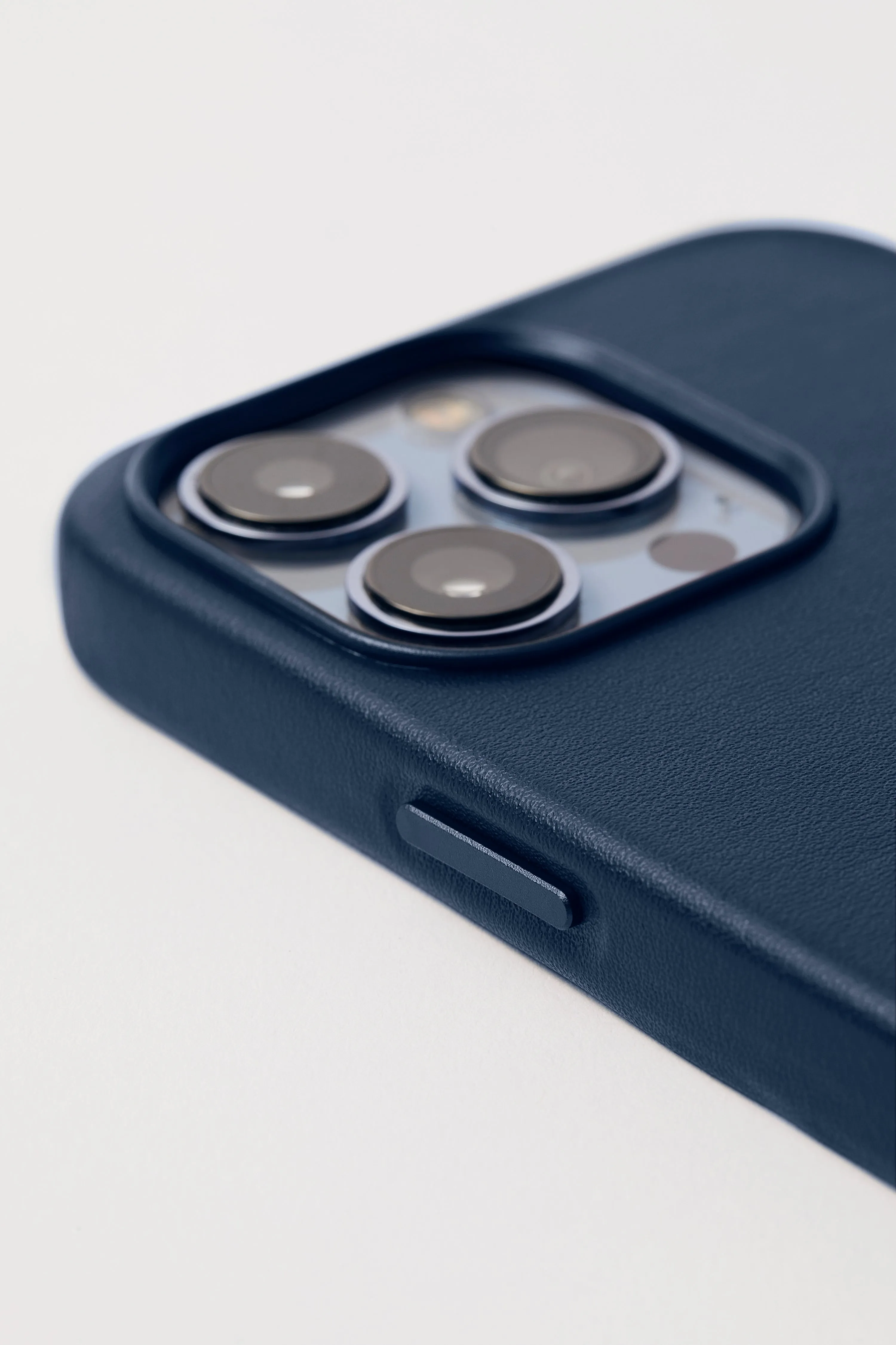 Vegan Leather iPhone 15 Pro Max Case | Midnight Navy sold by Mon Purse product image thumbnail 2