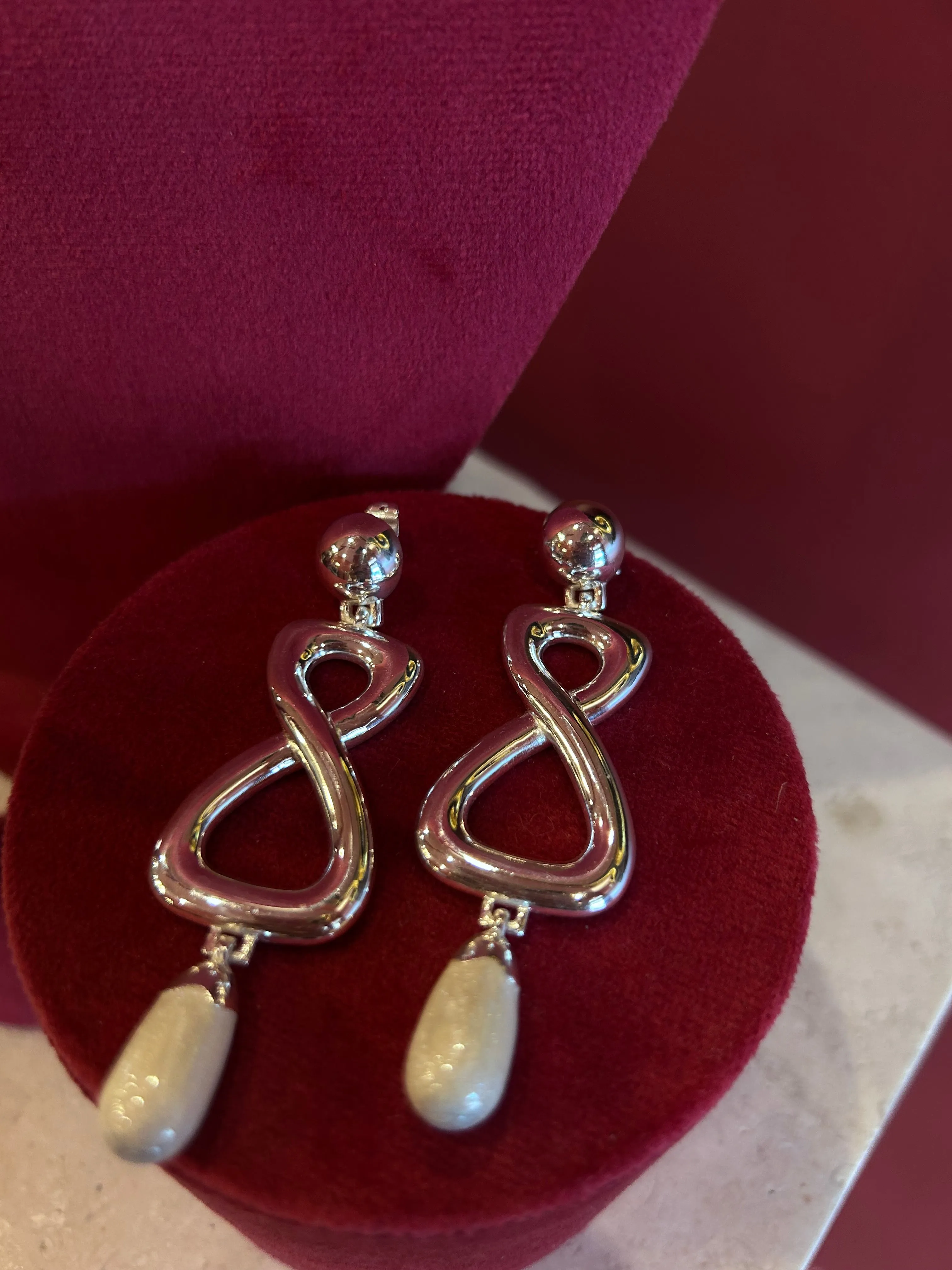 Warehouse Sale | Manhattan Earrings sample sold by Mountain & Moon product image thumbnail 2