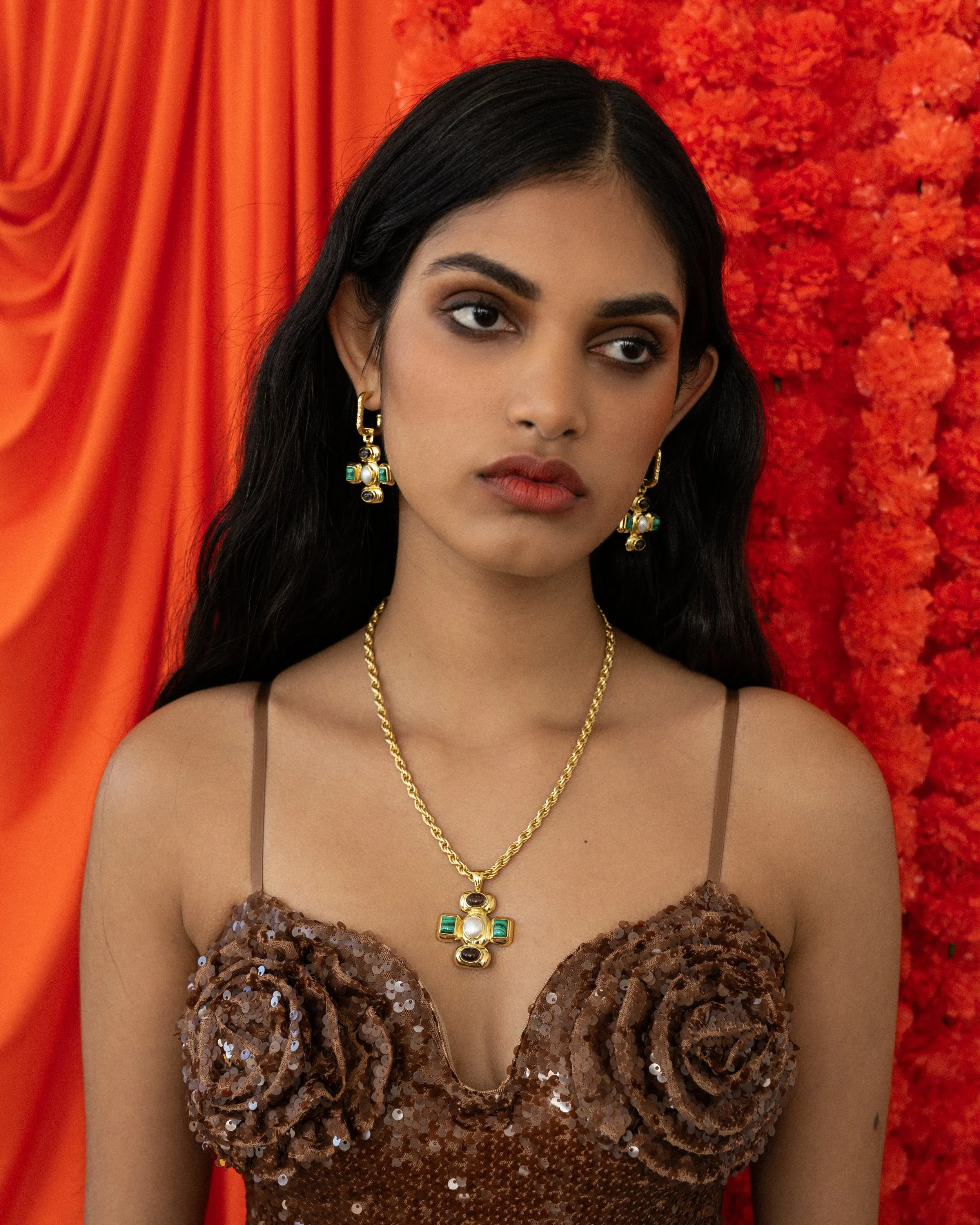 ANUSHKA EARRINGS | GOLD sold by Mountain & Moon product image thumbnail 2