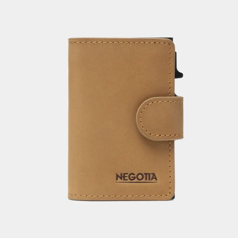 Elite | Creditcardhouder Bruin sold by Negotia Leather
