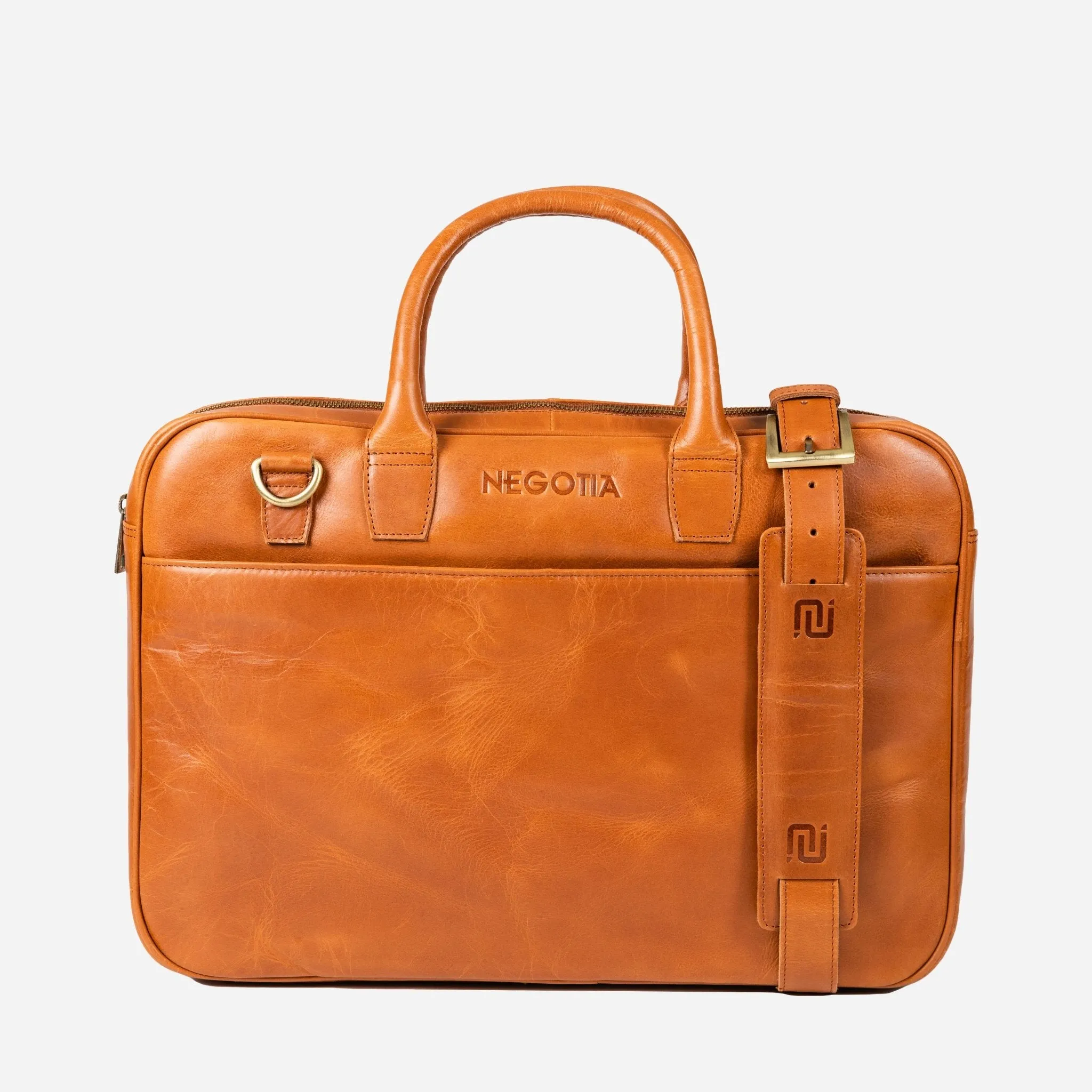 Delta | Laptoptas 15,6" Bruin sold by Negotia Leather