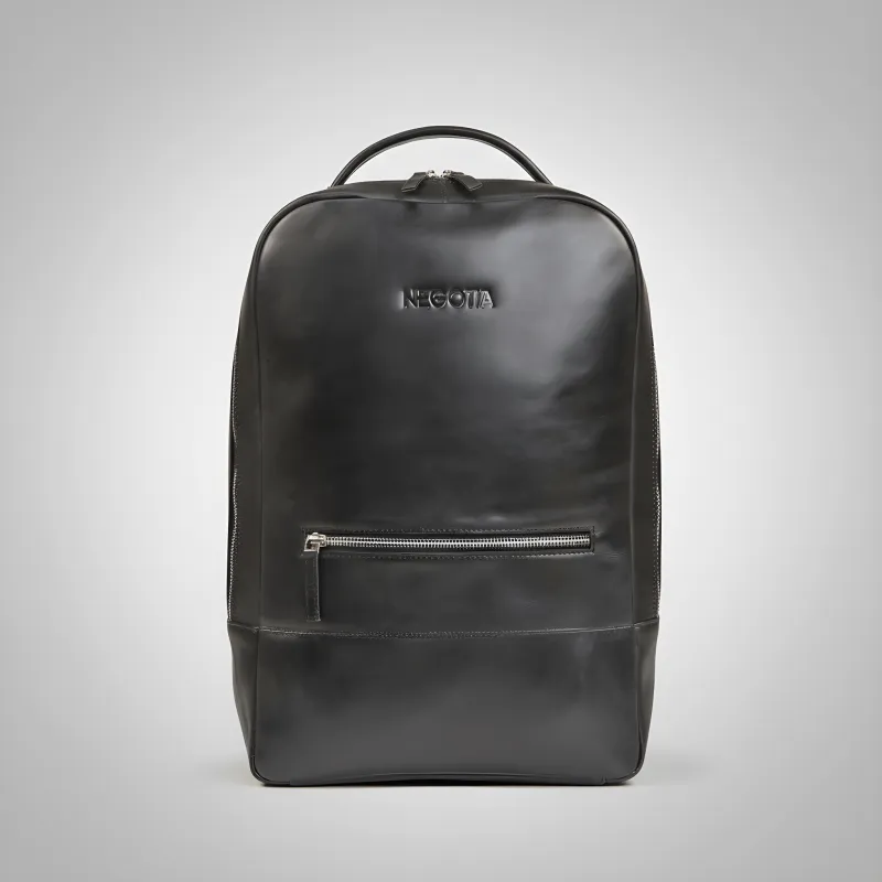 Averon Rugzak Zwart sold by Negotia Leather