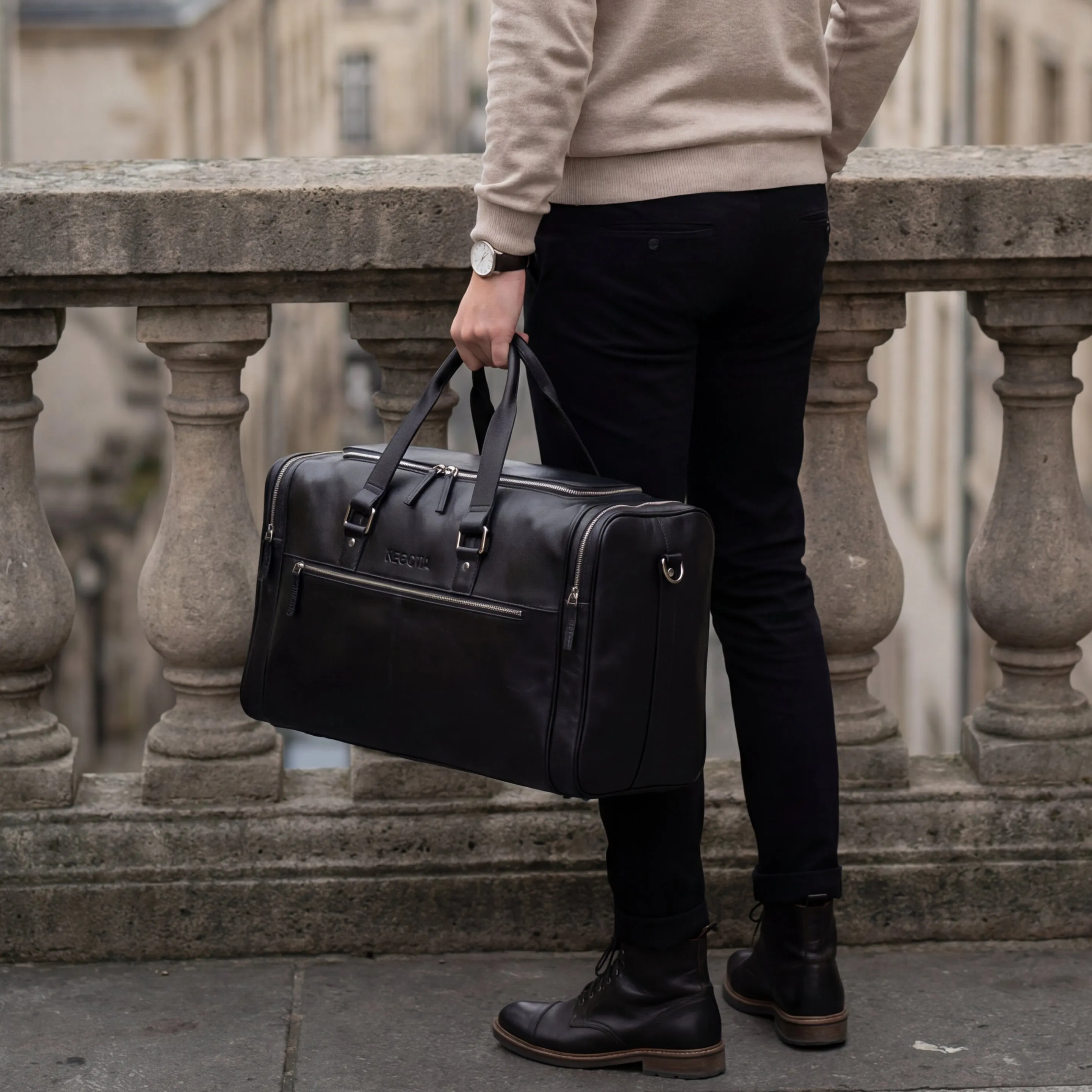 Marent Weekender sold by Negotia Leather product image thumbnail 2