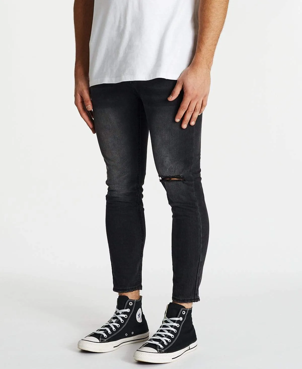 Patrol Cropped Carrot Jean Asphalt sold by Neverland product image thumbnail 5